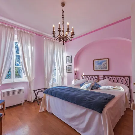 Camilla سان سيرو