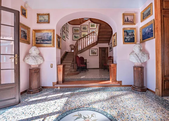 Camilla Villa San Siro (Lombardy)